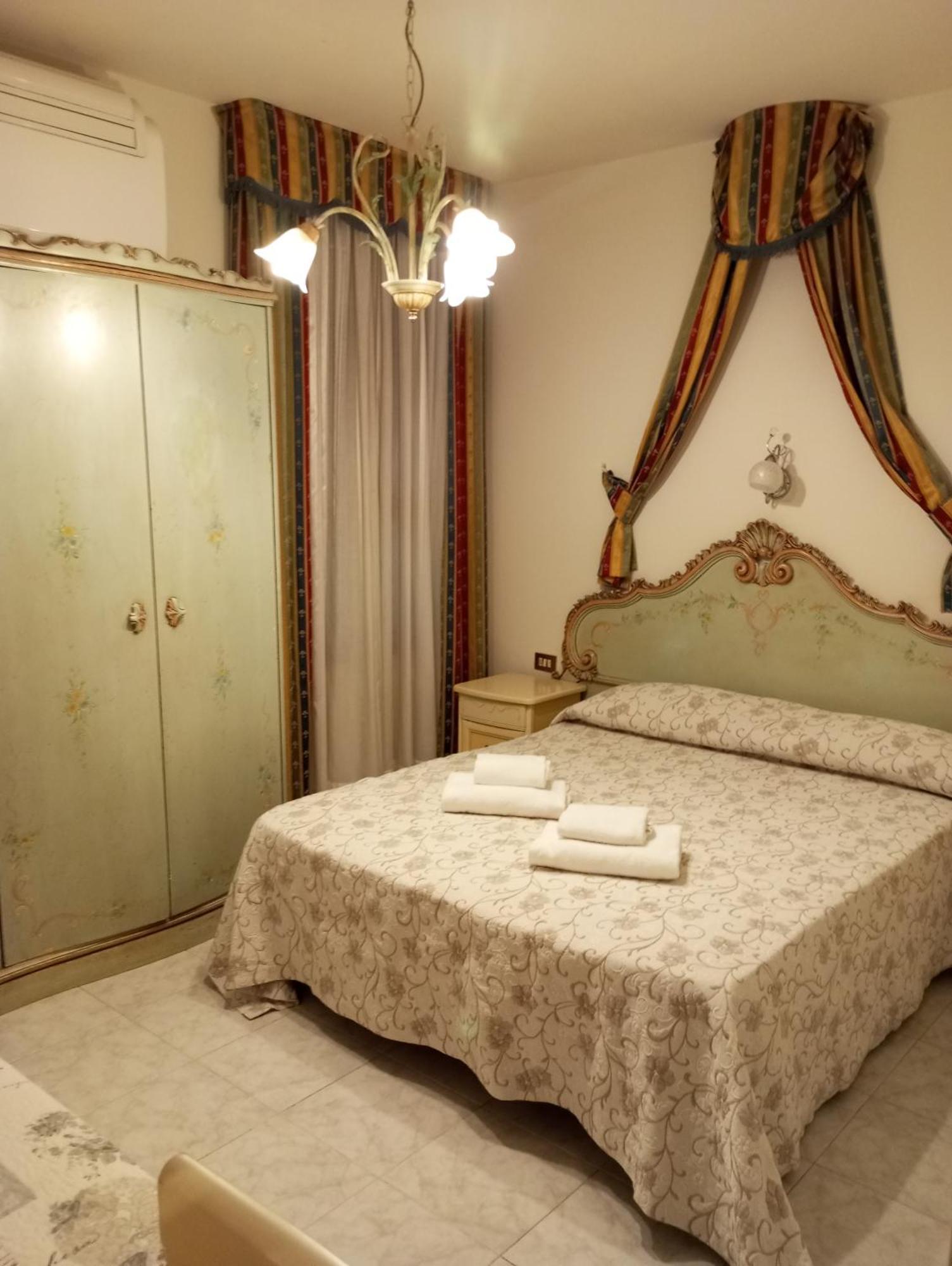 Hotel Henry Венеція Екстер'єр фото