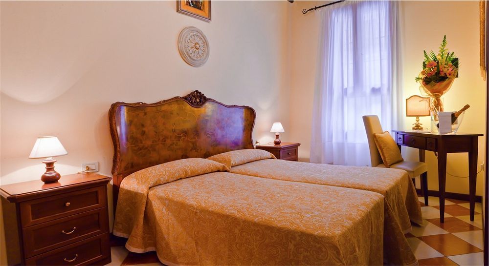 Hotel Henry Венеція Екстер'єр фото